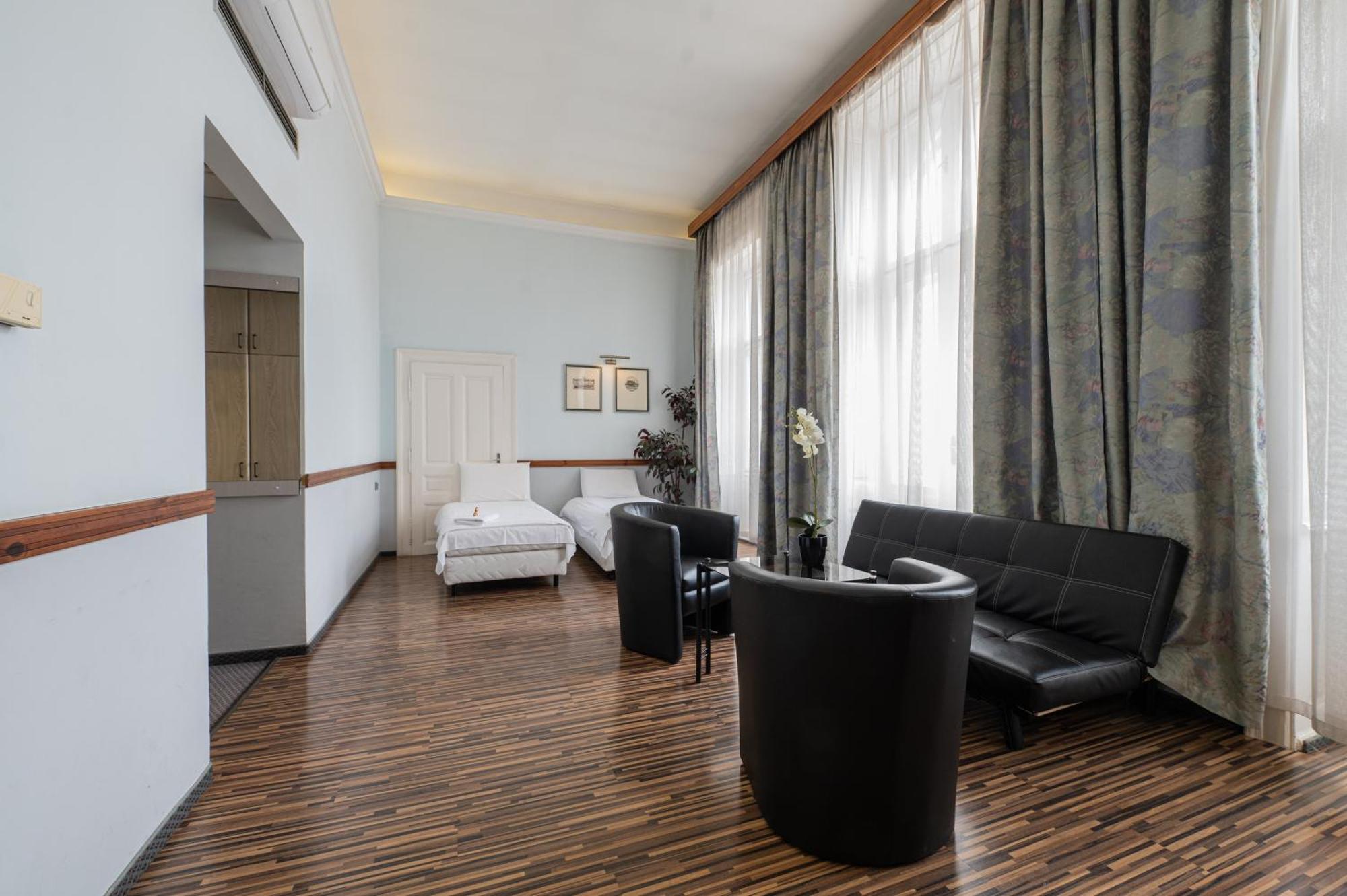 Korona Hotel Nyíregyháza Zewnętrze zdjęcie