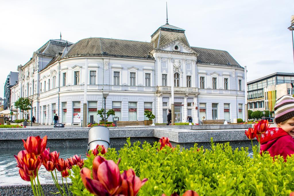 Korona Hotel Nyíregyháza Zewnętrze zdjęcie