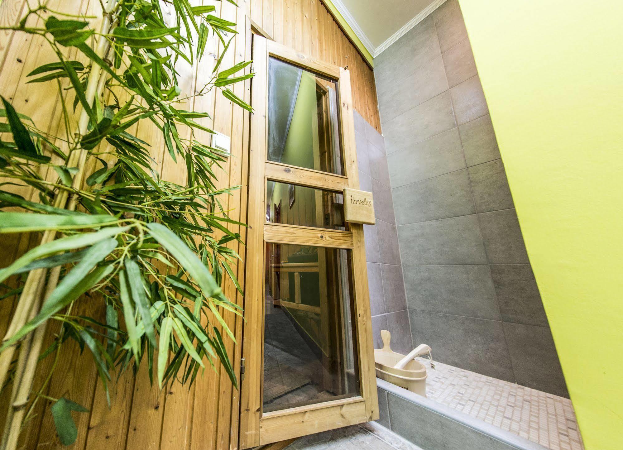 Korona Hotel Nyíregyháza Zewnętrze zdjęcie