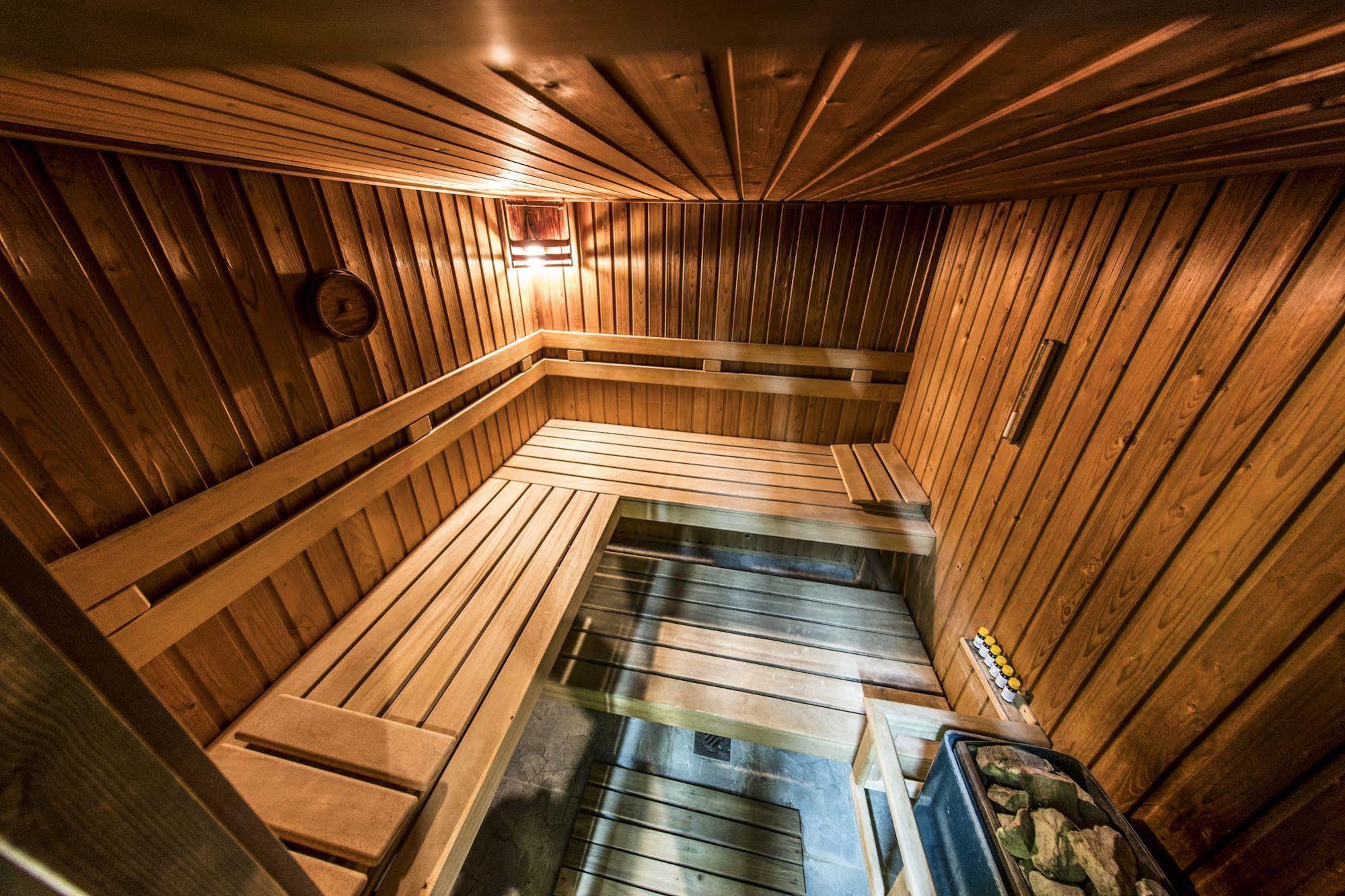 Korona Hotel Nyíregyháza Zewnętrze zdjęcie