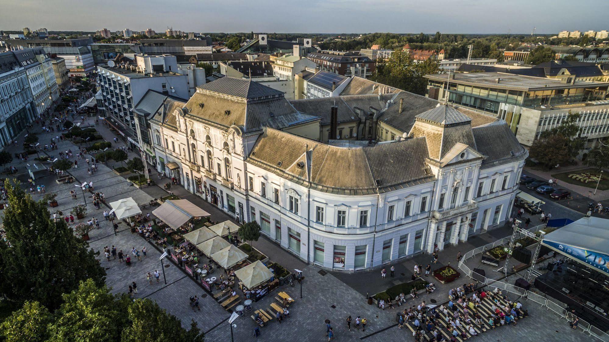 Korona Hotel Nyíregyháza Zewnętrze zdjęcie
